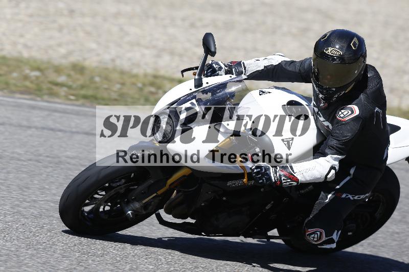 /07 09.04.2026 Cornu Master School ADR/Gruppe blau/1